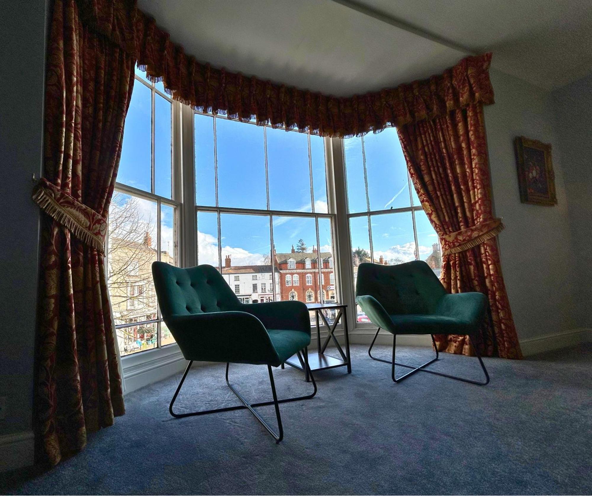 The Windmill Hotel Alford  Екстериор снимка