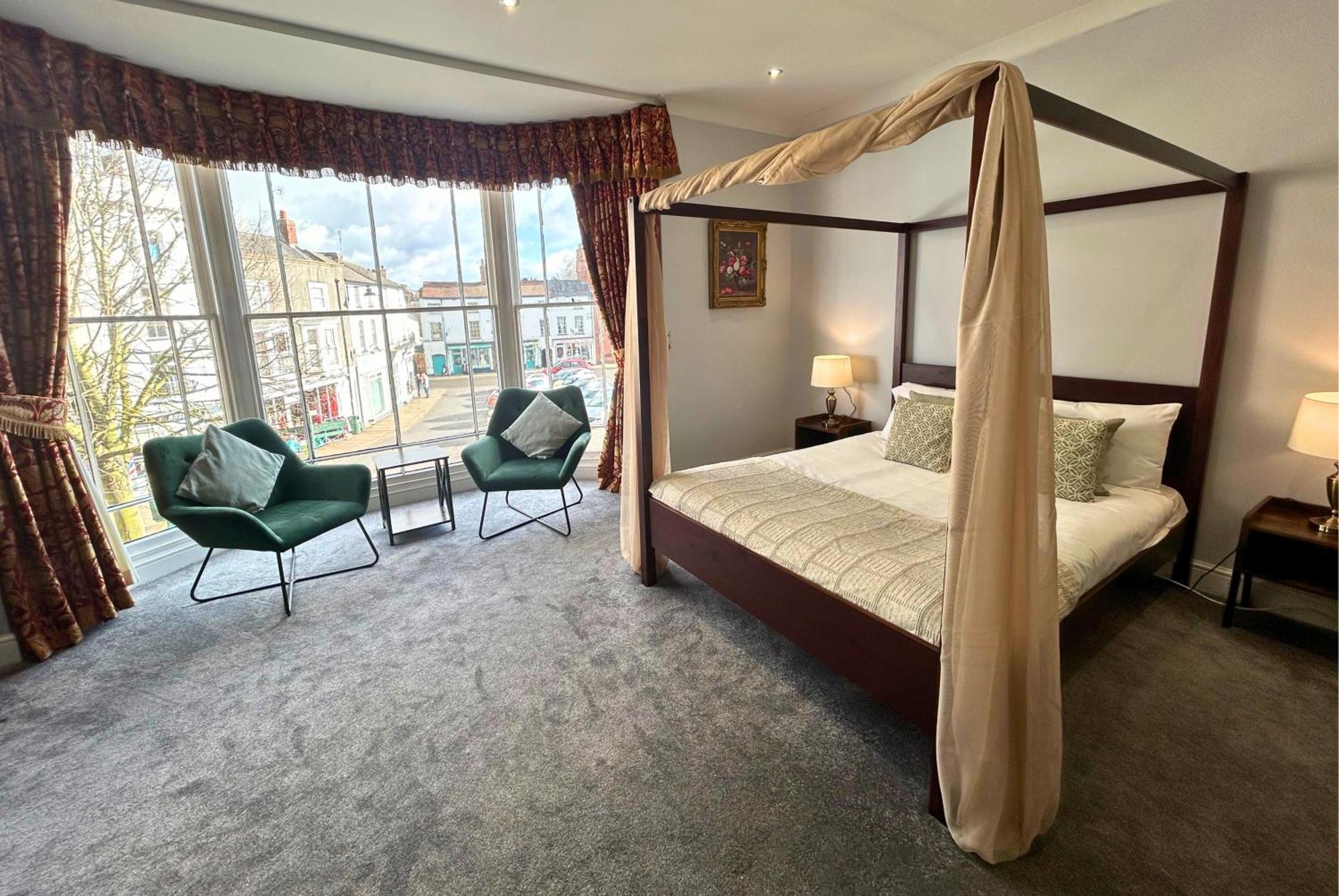 The Windmill Hotel Alford  Екстериор снимка