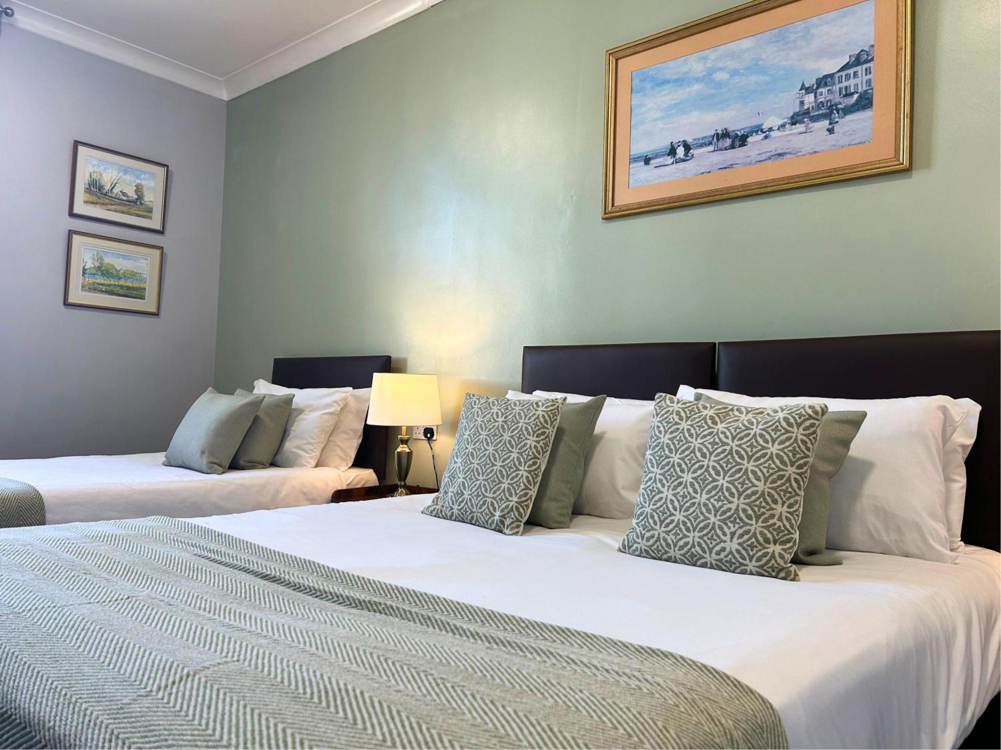 The Windmill Hotel Alford  Екстериор снимка