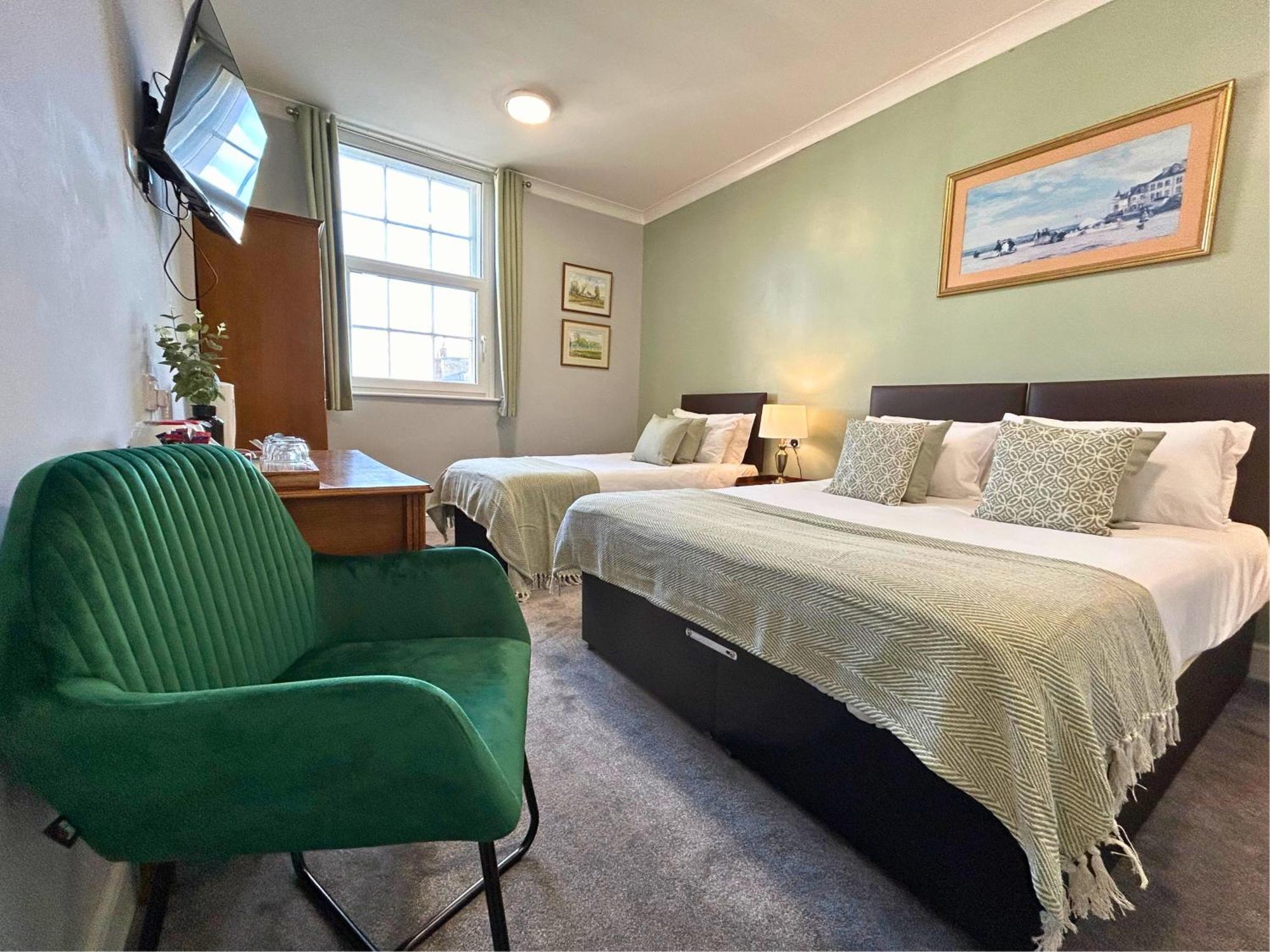 The Windmill Hotel Alford  Екстериор снимка