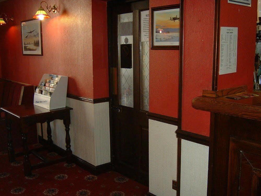 The Windmill Hotel Alford  Екстериор снимка