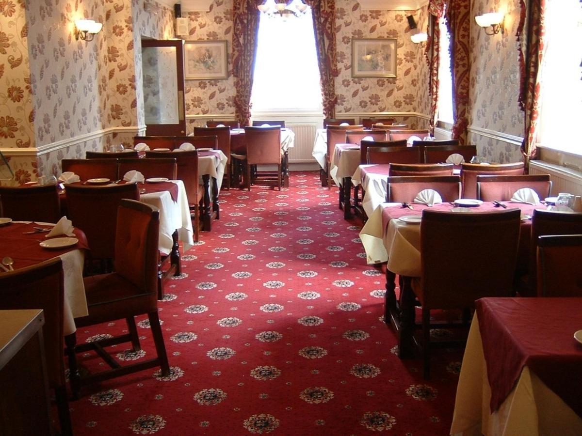The Windmill Hotel Alford  Екстериор снимка